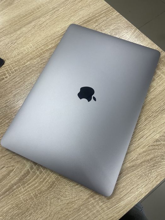 MacBook Air M1 2020 (ТМ79)