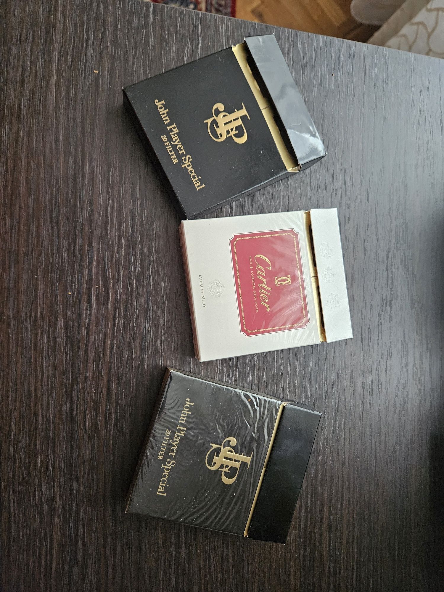 Ретро цигарени кутии