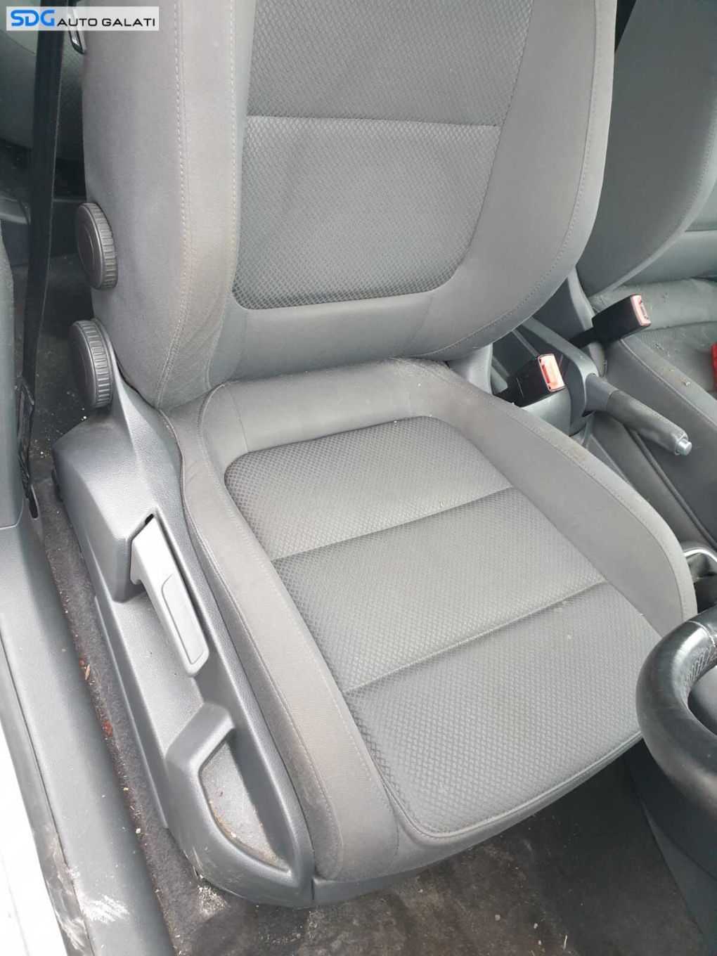Airbag din Scaun Dreapta Fata Pasager Volkswagen Golf 5 Plus 2004 - 2008