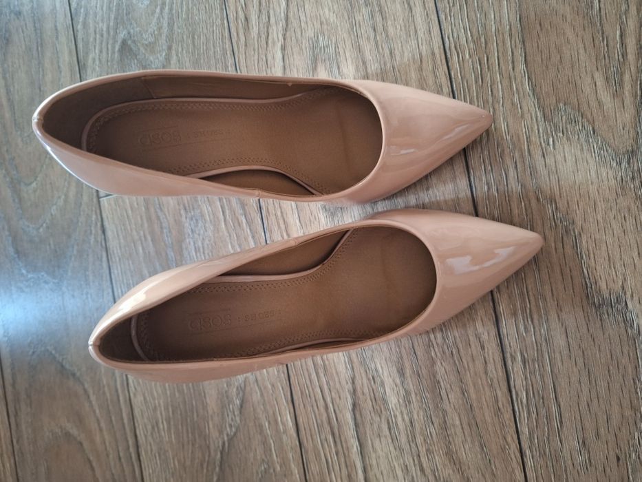 Pantofi Asos nr 39
