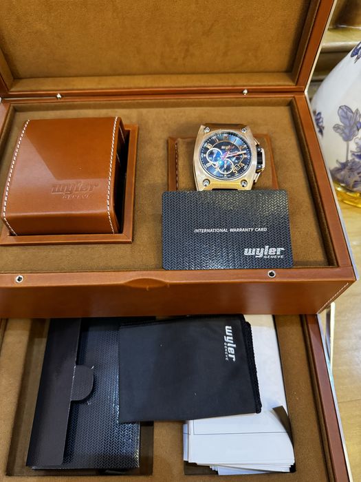 Wyler Code R 18k rose gold золотые часы 750