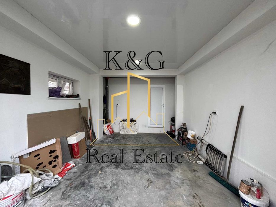 Продава се Къща в Разград, Житница - 230 кв.м за 621 €/кв.м - Снимка #12