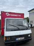 Ofer spre vânzare Mercedes MB100 Food truck