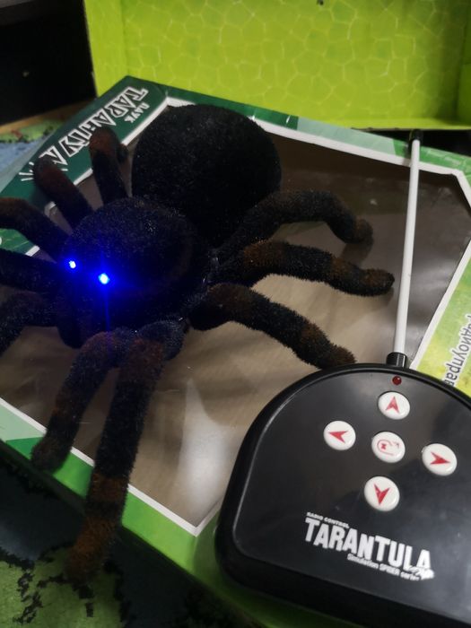 Паук таран ул на пульте большой