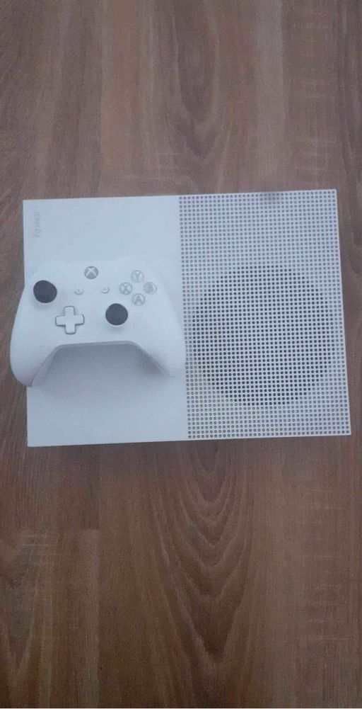 Xbox one s fara urmw de uzulra