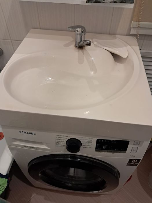 Раковина состояние хорошое,15000