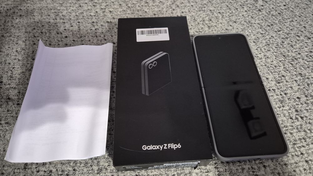 Samsung Galaxy Z Flip 6