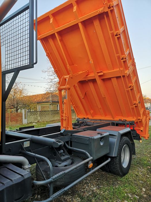 Basculanta Renault Midllum 220