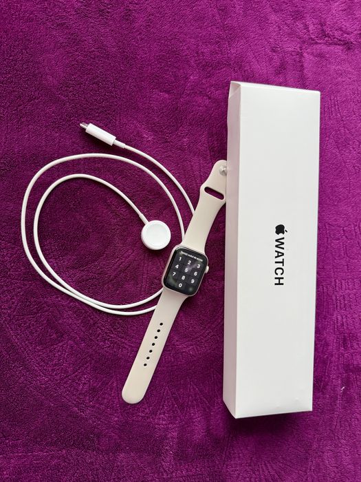 Apple Watch SE (2nd Gen) 44mm