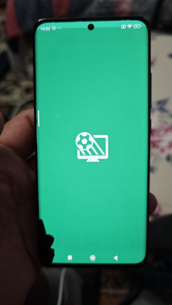 Само утре! Xiaomi 12, 8 РАМ, 256 памет, с пукнат дисплей, в гаранция и