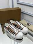 Adidasi Burberry Colectia noua Poze REALE-
