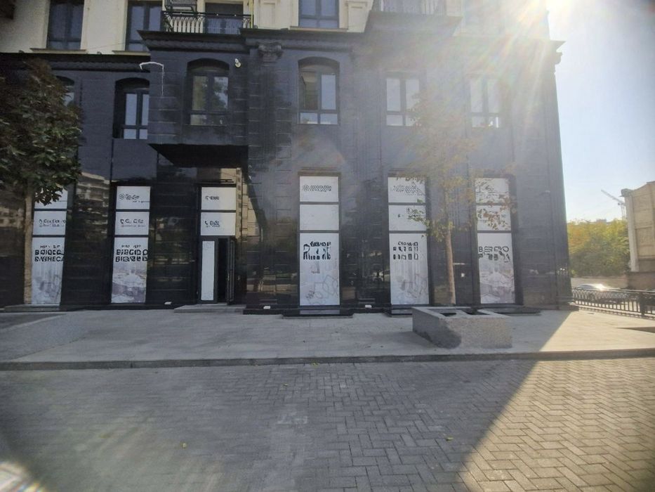 Продаётся Нежилое Помещение 154кв.м Вдоль Дороги ул.Шота Руставели