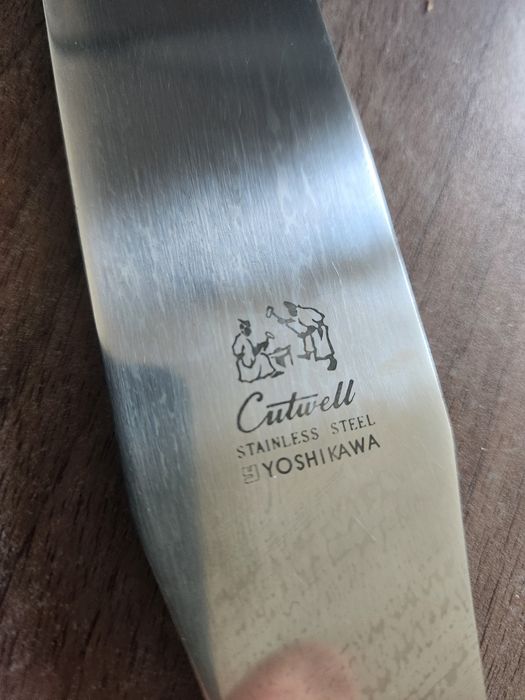 YOSHIKAWA, spatula  cofetărie mâner ln nuc