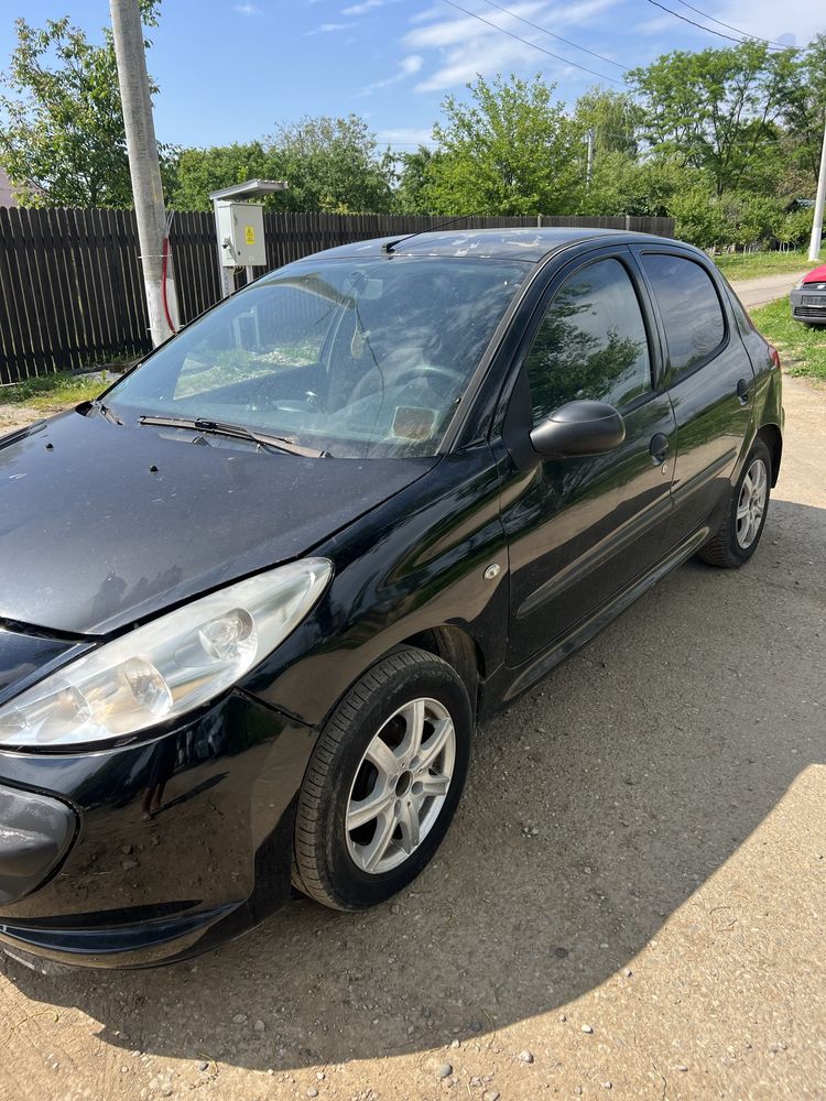 Peugeot 206 +