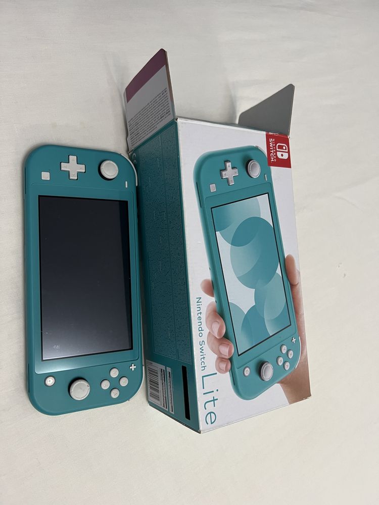 Nintemdo Switch Lite cu joc SuoerMario