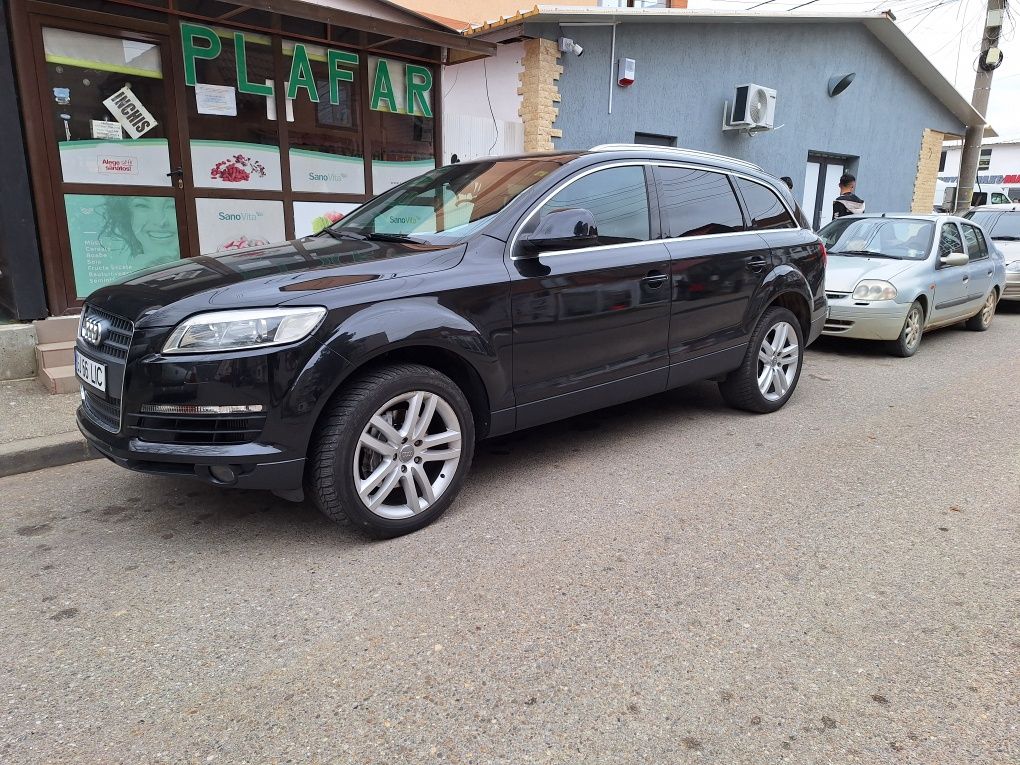 Vand Audi Q7 din 2007 diesel 3.0