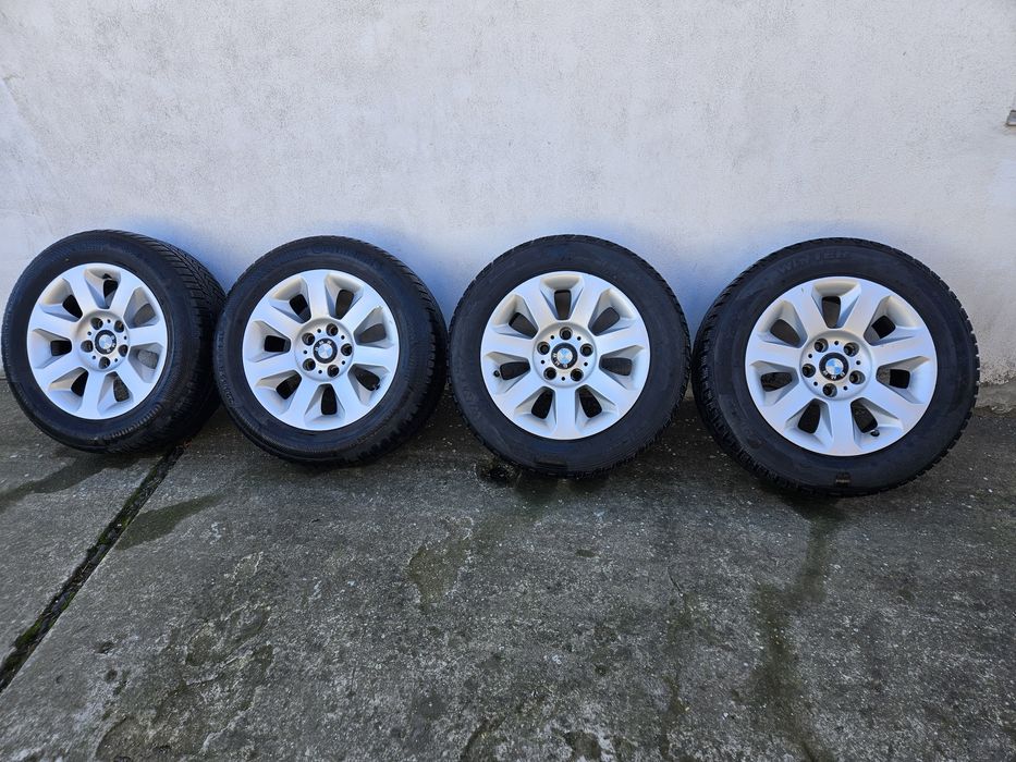 Vând jante BMW R16 cauciucuri iarna