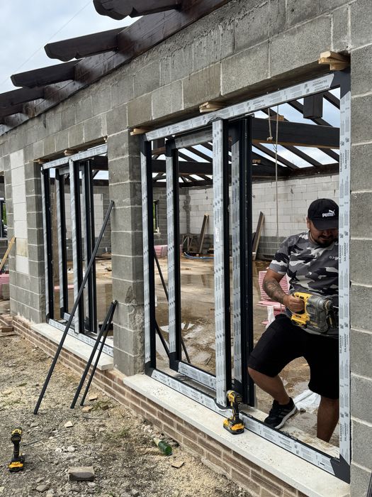 Tamplarie pvc la comanda Salamander-Sunyplast