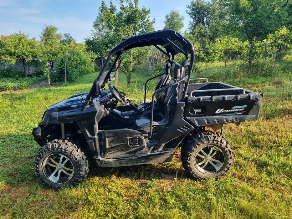 UTV Cfmoto 800 cm 4x4 an 2015 benzină, diferențial blocabil