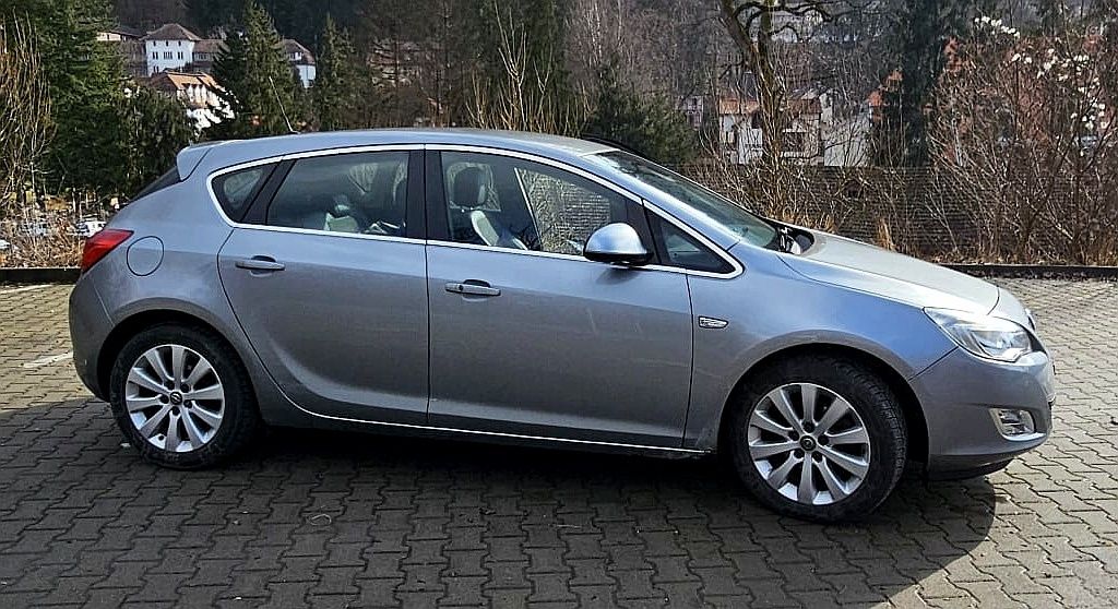 Opel Astra J 1.7 cdti