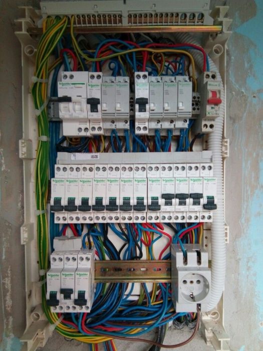 Electrician Ofer Servicii, Bacau