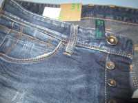 blugi U.C. of Benetton, m 31-32, calitate exceptionala, modele noi