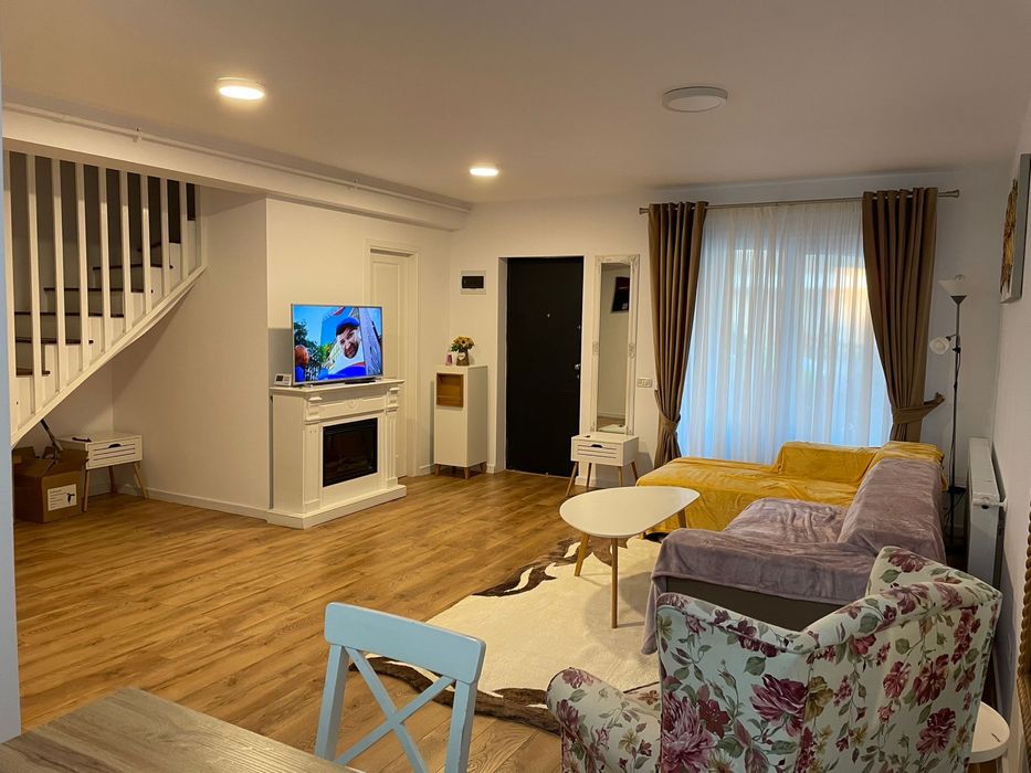 Casa insiruita in tractorul (aproape mall coresi )