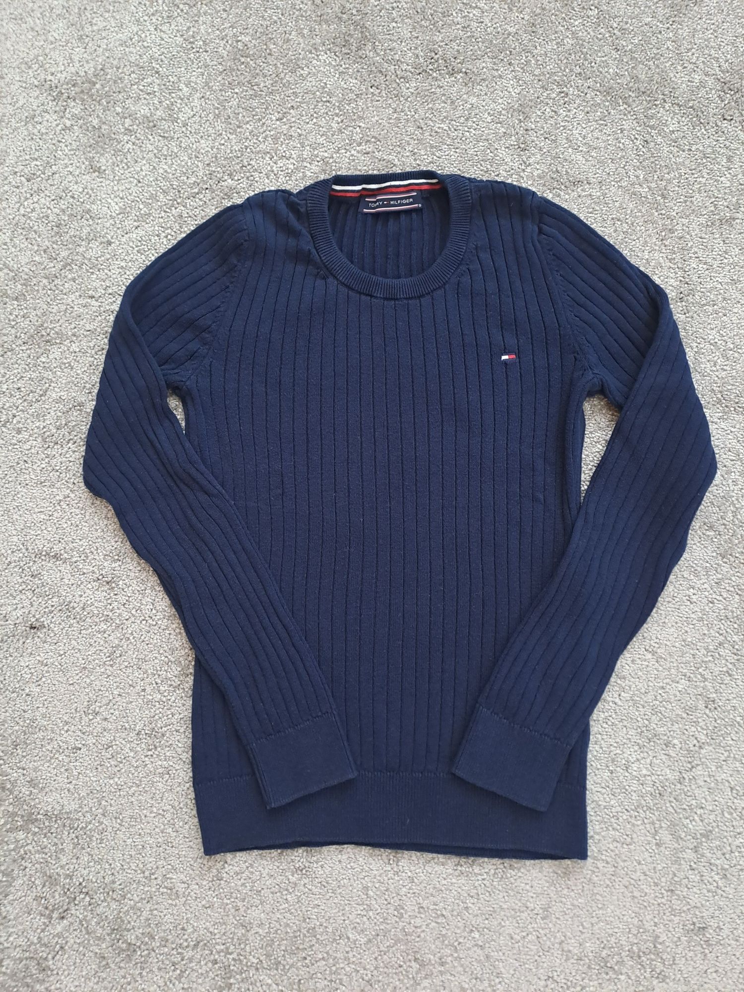 Tommy Hilfiger пуловер S
