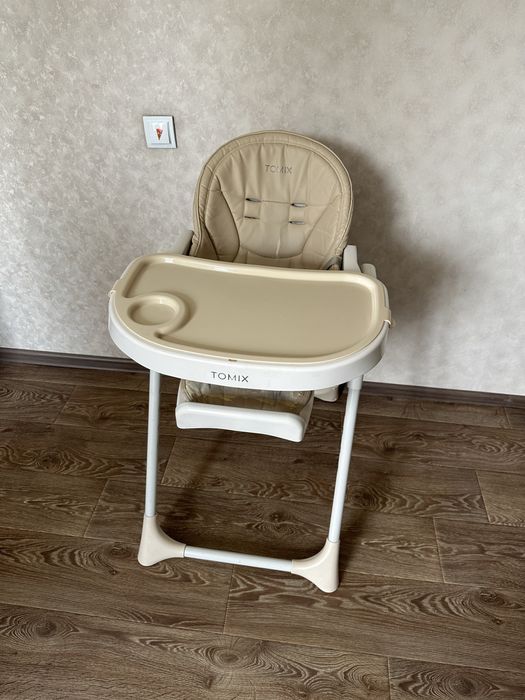Стульчик для кормления Tomix