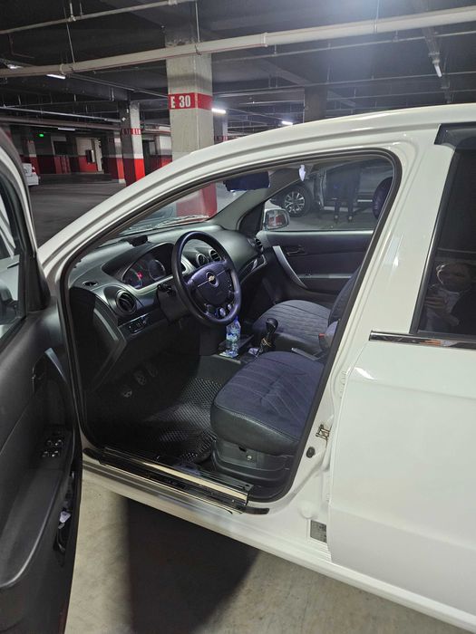 Продается Nexia 3