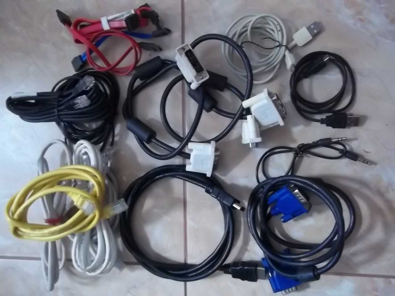 set cabluri conectica calculatoare