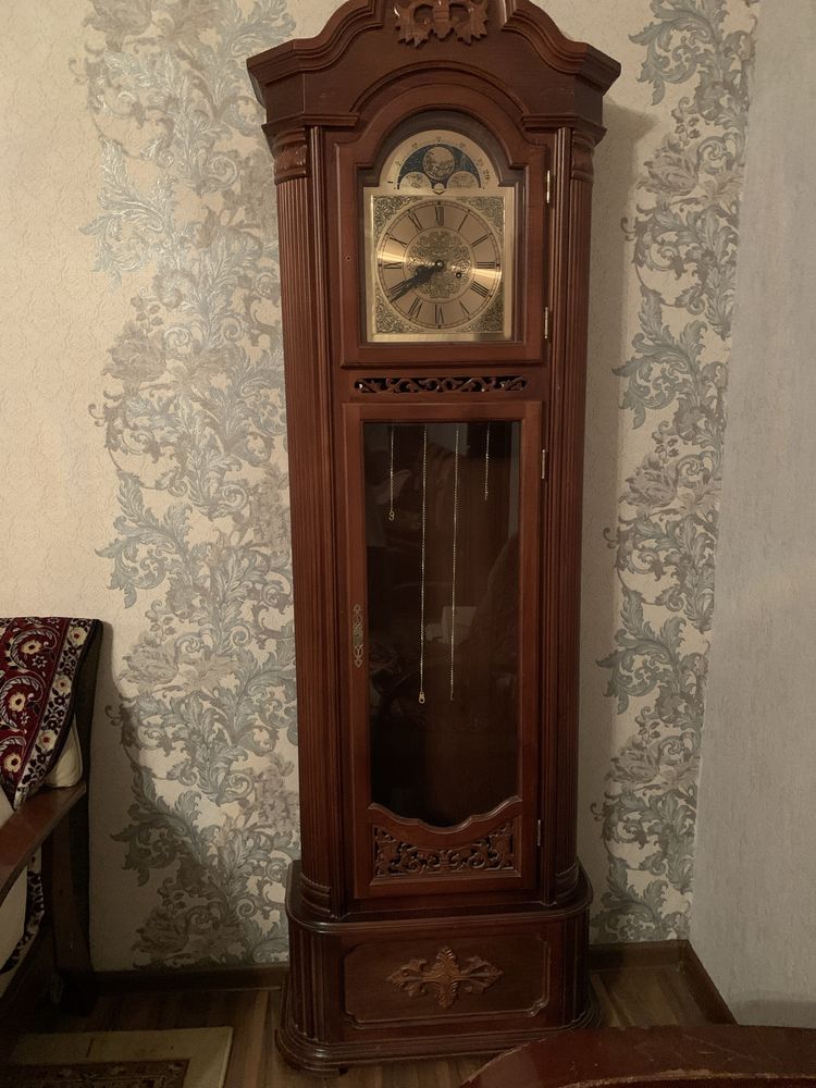 Часы не настенные
