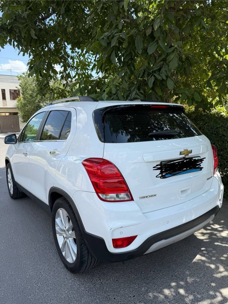 Tracker 1 avtomat 2019 yil 88.000 km