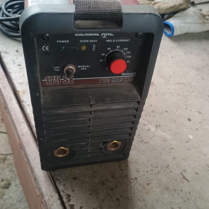 Aparat de sudura cu electrod