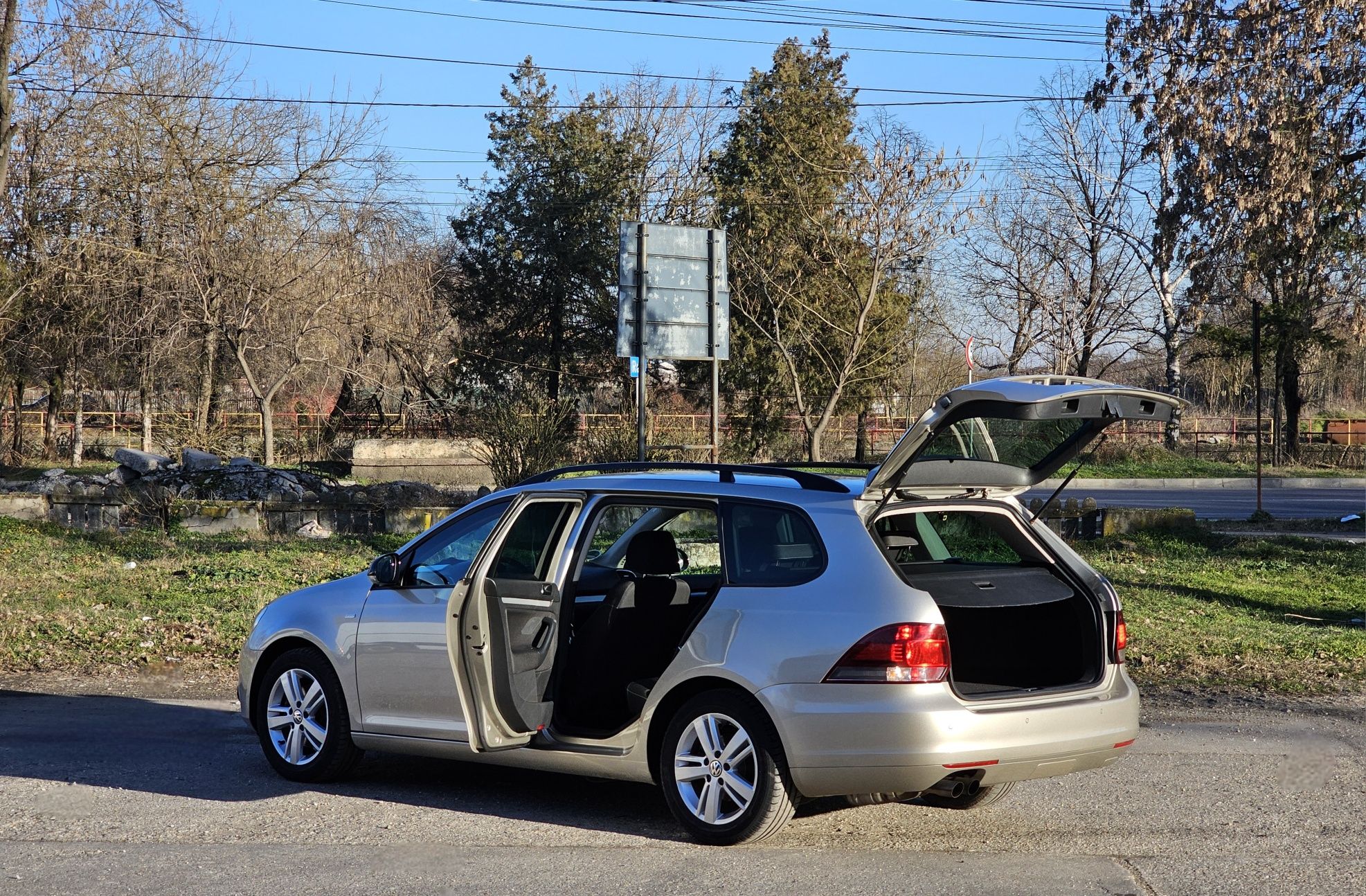 VW Golf 6 1.4TSI MATCH Navigatie ÎncălzireScaune Clima CamerăMarșarie