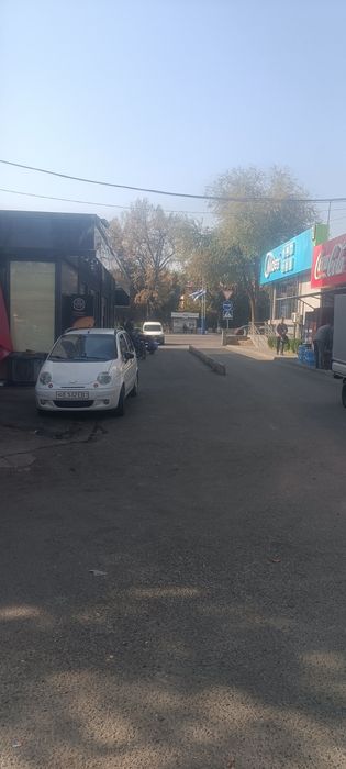 Yunsobod bobodexqon maxalada 2.5 sotu 17/40 fasad yer xisobda sotilvot