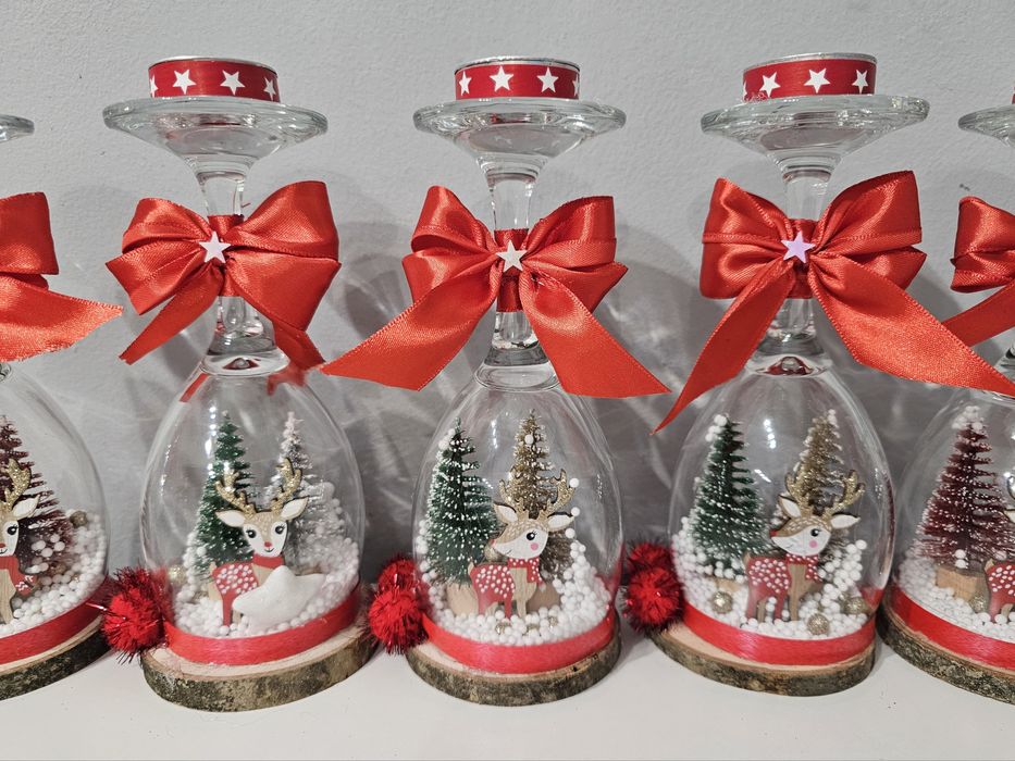 Коледни свещници