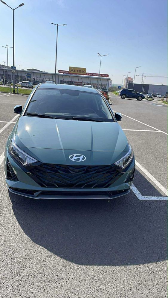 Hyundai 120 2023 1.0, 100CP, M-Hybrid 48v,garantie inca 3 ani jumate.