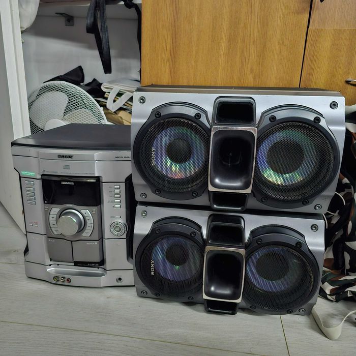 Combina Muzicala Sony MHC RG 220