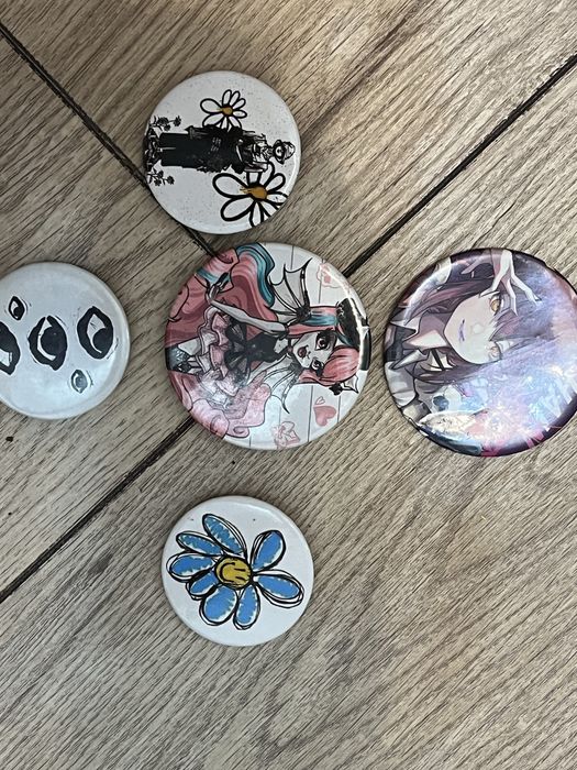 Значки, стикеры по аниме бокс