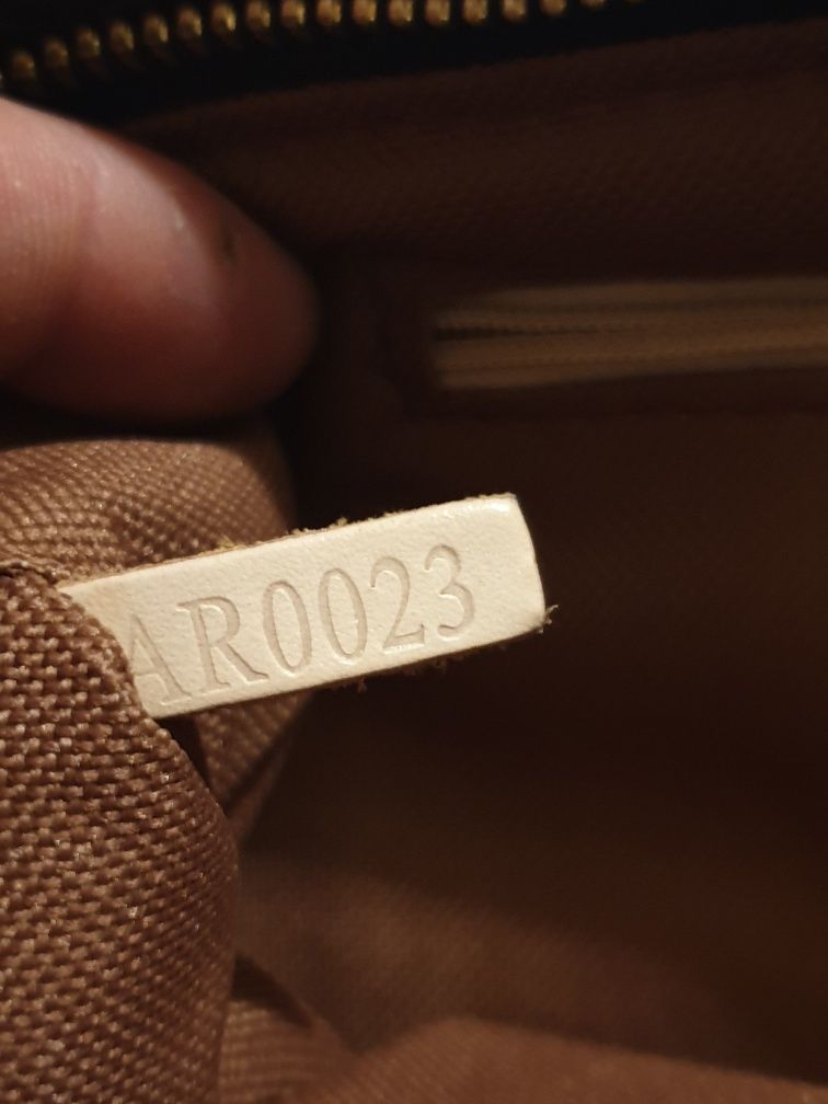 Чанта louis Vuitton inventeur