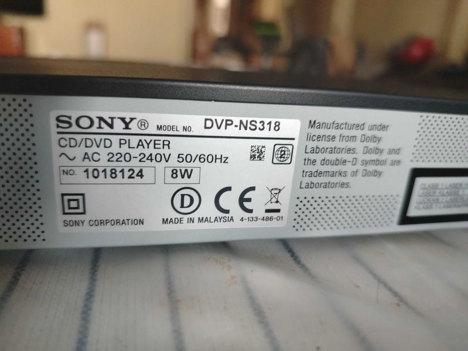 Sony CD/DVD Player DVP-NS318 – Funcțional, ca nou, cu Telecomandă