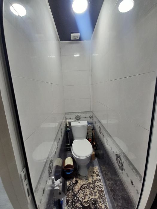 Шахарни марказида, Микраройонда 2 хонали квартира ижарага берилади.