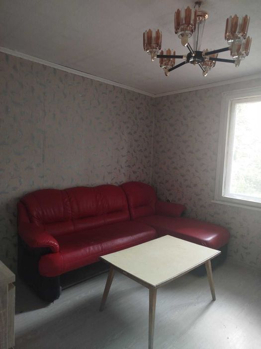 Продавам къща в град Банкя