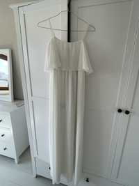 Дълга бяла рокля