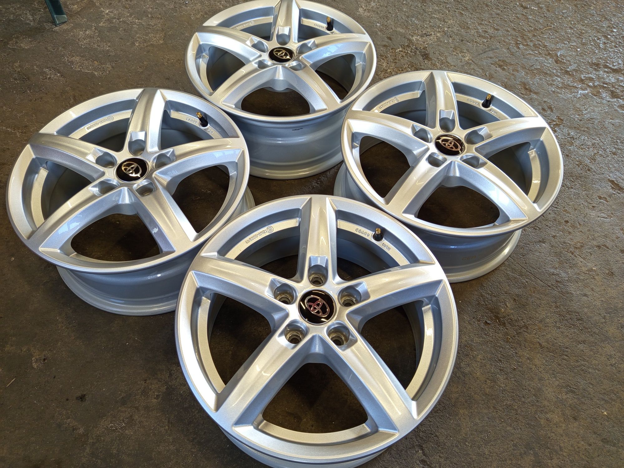 16" Toyota Auris Corolla 5x114,3 Джанти за Тойота Аурис Корола