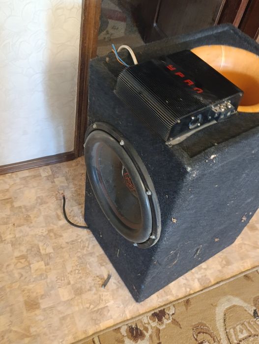 Усилитель.саб в машину