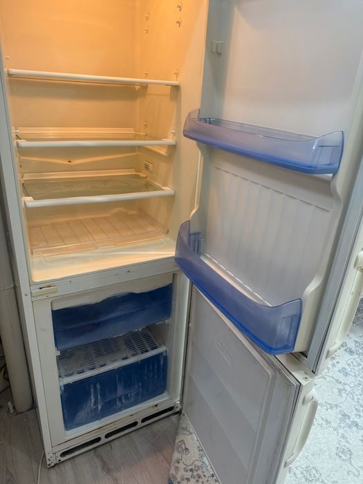 Холодильник в отличном состоянии