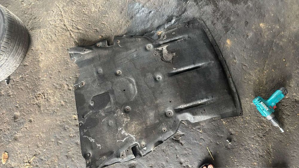 Кора под мотор бмв ф30 ф31 задно предаване