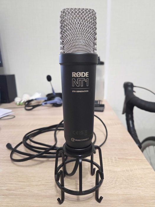 Rode NT1 5th Generation студийный конденсаторный микрофон